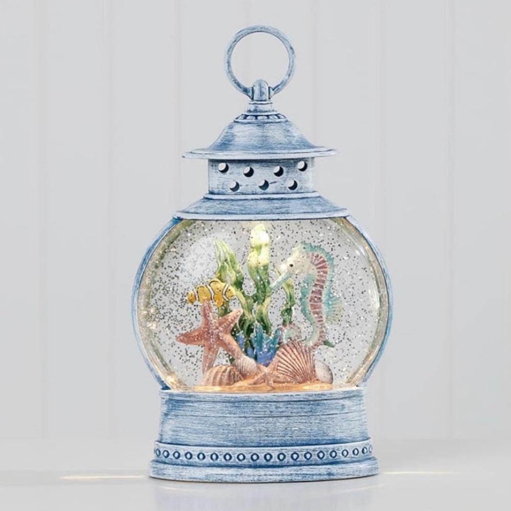 Cracker Barrell sea horse glitter globe